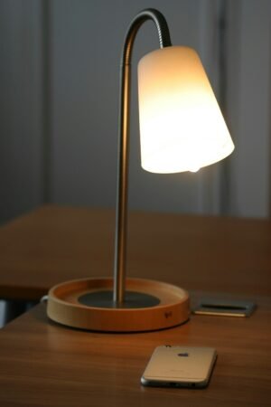 Table lamp